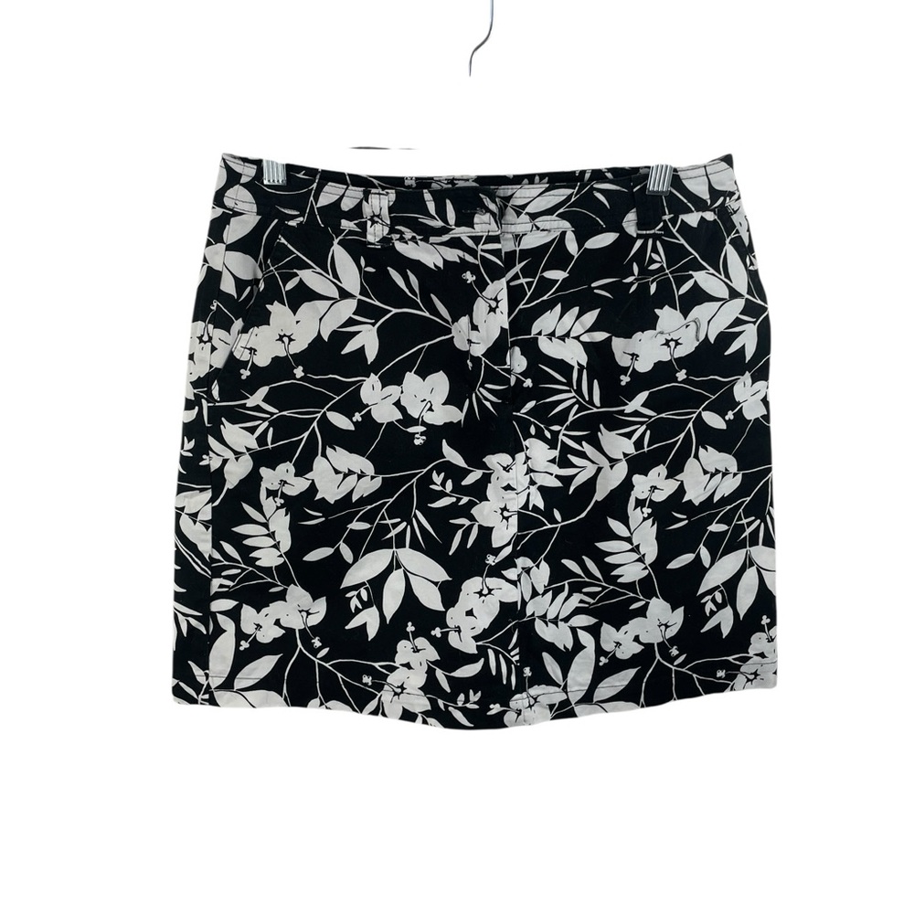 Karen Scott Tropical Floral Black and White Skirt/Skort, Size 8